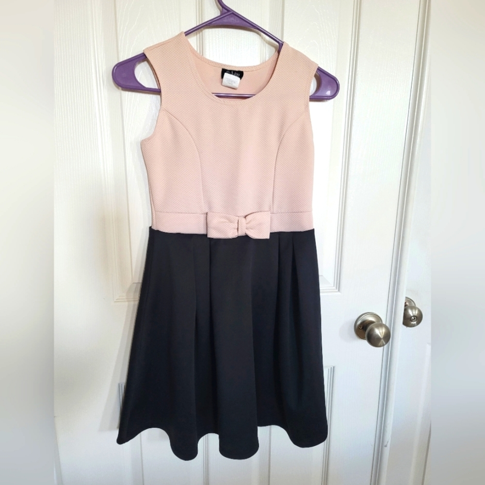 2-hip front bow color block dress
